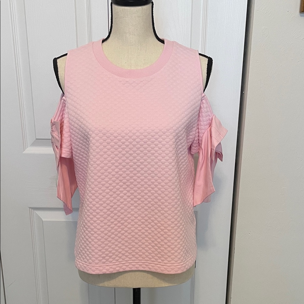 NWOT JODIFL PINK QUILTED BOW SLEEVE BLOUSE. SIZE MEDIUM.